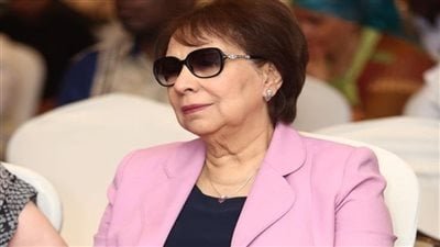 يكرم مهرجان أسوان الدولي لأفلام المرأة، في دورته السادسة التي ستعقد في الفترة من ٢٣ إلي ٢٨ فبراير المقبل، المخرجة الكبيرة إنعام محمد علي، تقديرا لمشوارها الإبداعي الطويل ودورها البارز في دعم قضايا المرأة