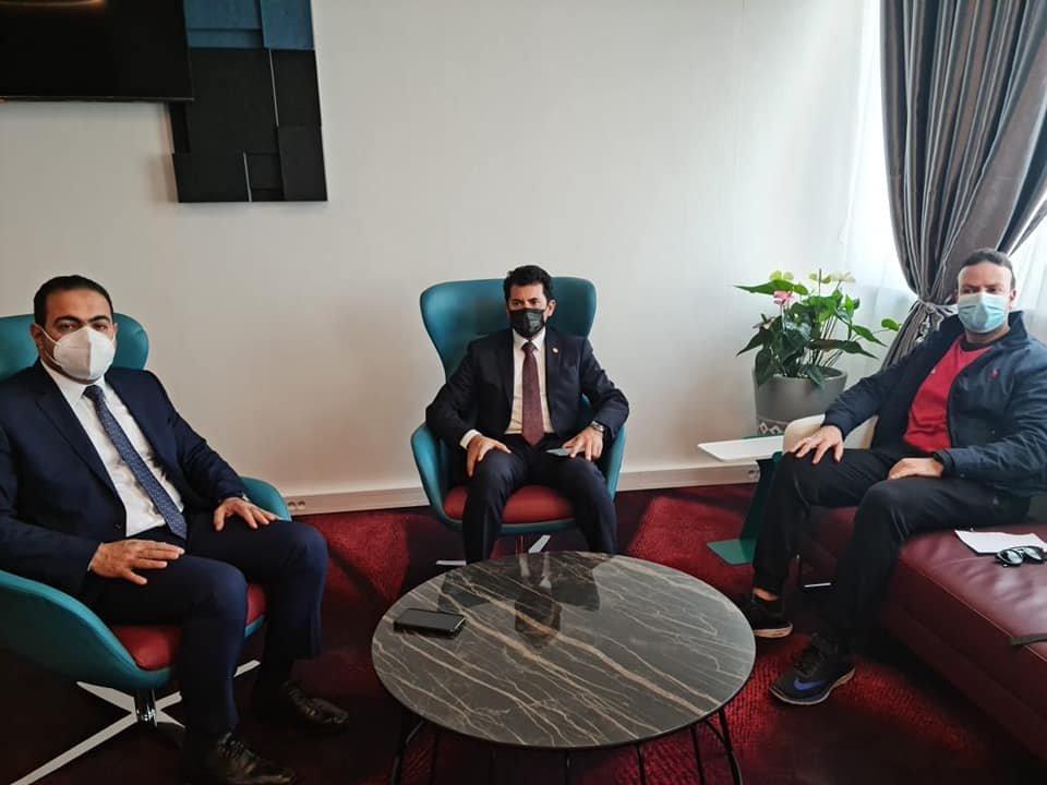 وزير الشباب والرياضة يصل الكاميرون لمؤازرة المنتخب الوطنى فى النهائى الافريقي