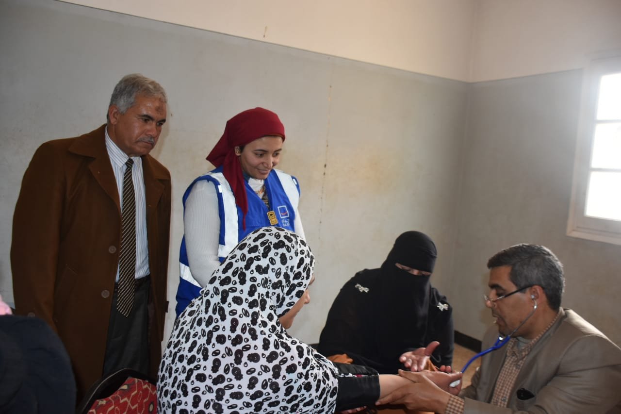 بالصور.. جامعة مدينة السادات توجه قافلة طبية مجانية إلى قرية العامرية مركز منوف 