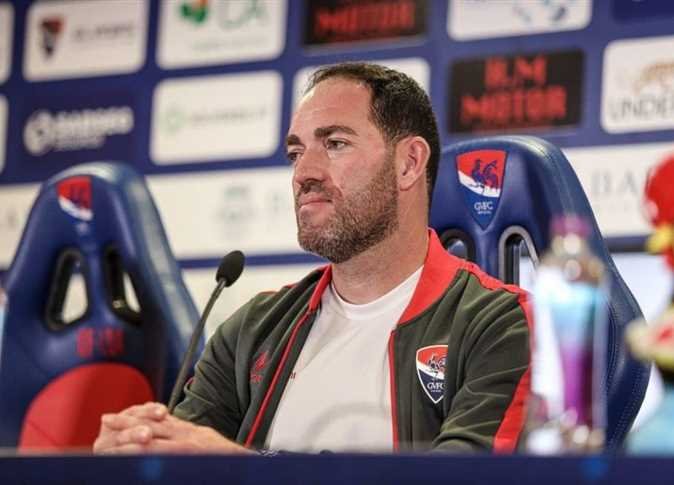 أعلن الإعلامي أحمد شوبير، منذ قليل، عن تعاقد النادي الأهلي، مع ريكاردو سواريس، المدير الفني لفريق جيل فيسينتي،