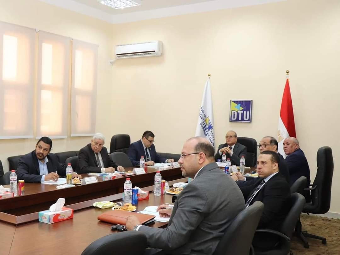 اعتمد مجلس جامعة الدلتا التكنولوجية برئاسة الدكتور هشام عبد الخالق السيد رئيس الجامعة الخطة الإستراتيجية والتنفيذية