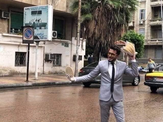 حزن وبكاء على يوسف بائع الفريسكا لحظة تشييع جثمانه
