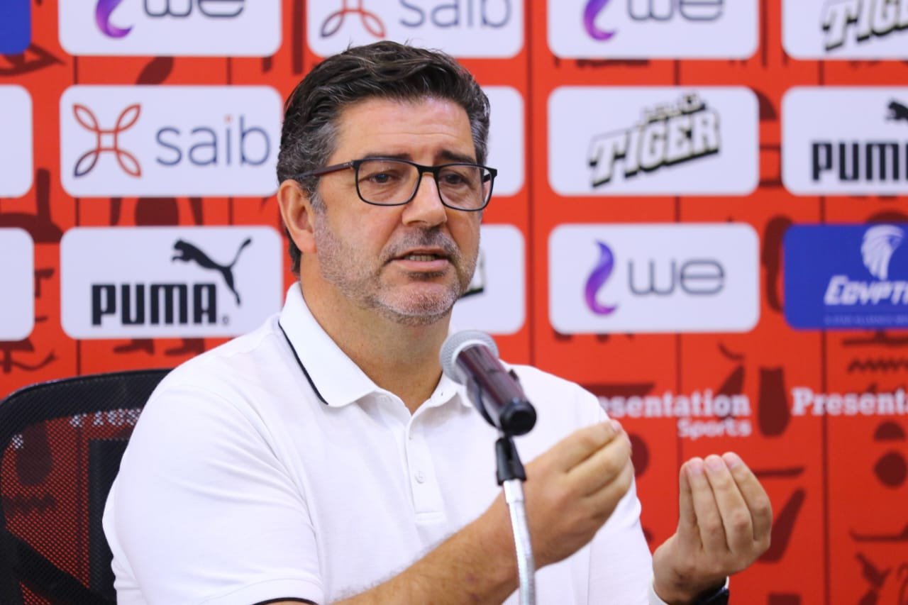 روي فيتوريا يكشف مصير انضمام محمد صلاح وأسباب استبعاد لاعبي الزمالك وفيوتشر