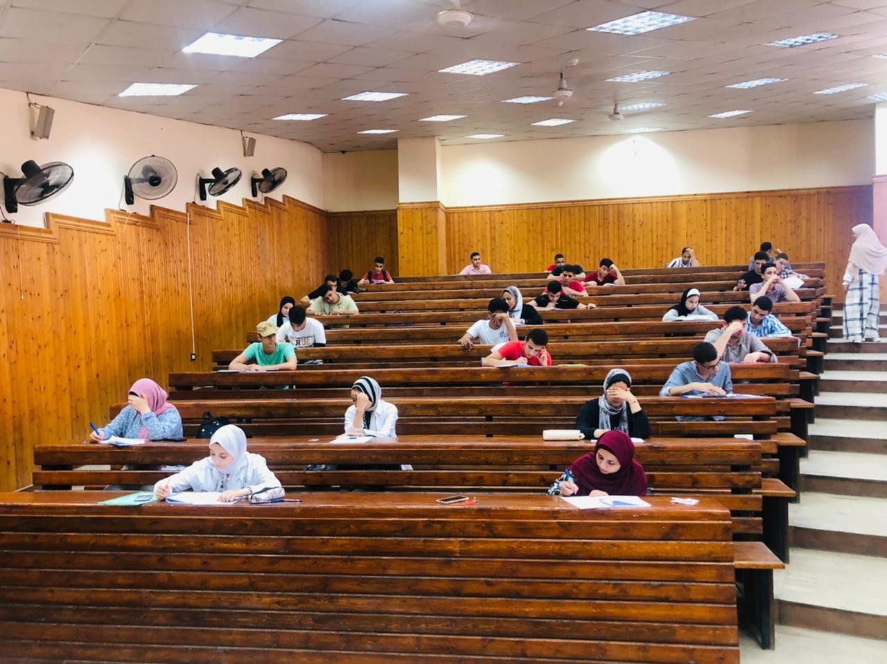 إقبال كثيف من طلاب الثانوية العامة على اختبارات القدرات بجامعة الدلتا التكنولوجية 