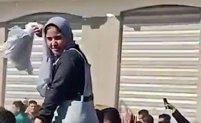 العفيفة الشريفة وصلت البلد.. تفاصيل واقعة فتاة الشرقية والقبض على والدها