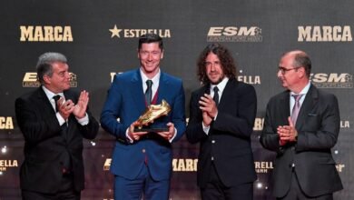 ليفاندوفسكي يتسلم جائزة الحذاء الذهبي