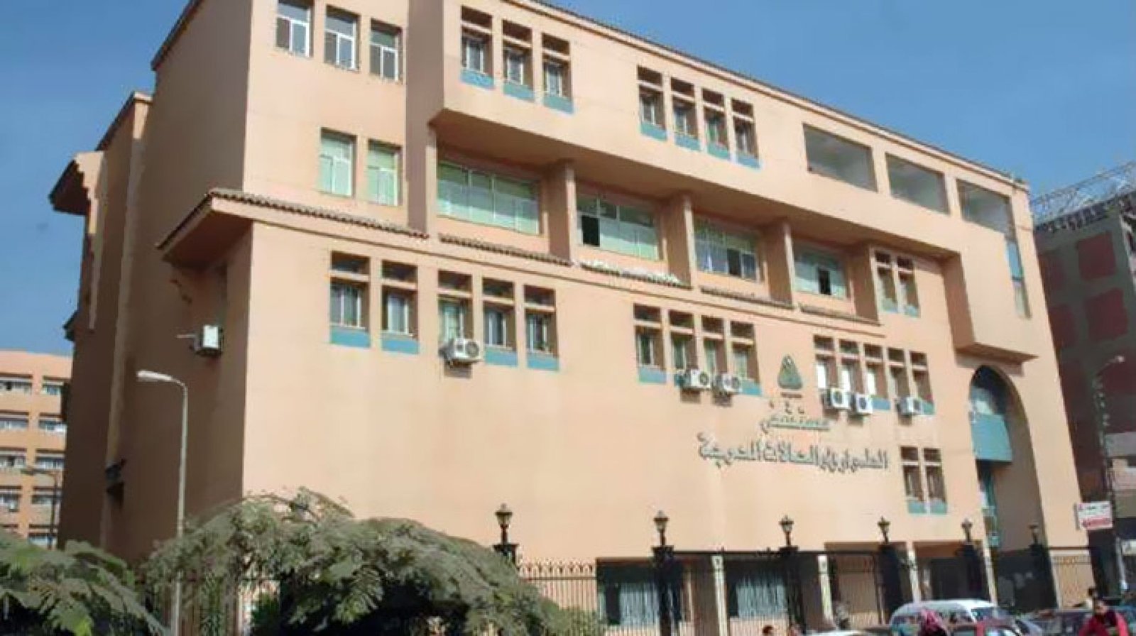 فريـق جراحـة بالمنوفيـة ينجـح فـي إعـادة توصيـل أصابـع مبتـورة و عودتهـا للحركـة