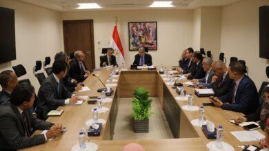 وزير الكهرباء يلتقي سفير اليابان لبحث التعاون في مجال الطاقة المتجددة والهيدروجين الأخضر